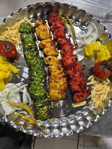 عکس رستوران فانوس کویر