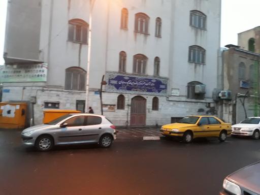 عکس دبیرستان دخترانه خدیجه جهان
