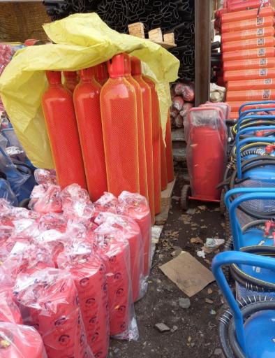 عکس فروشگاه آتش نشانی آذر گریز