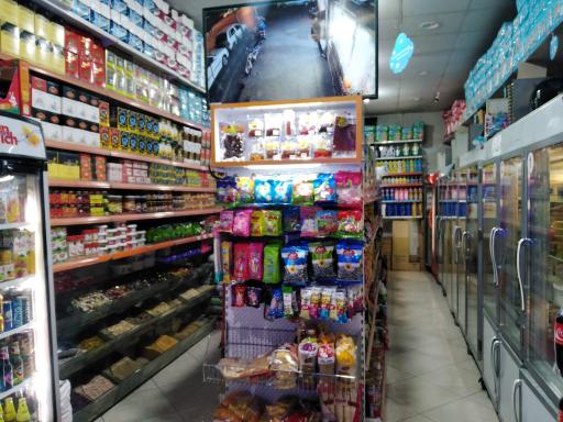 عکس هایپر مارکت صدرا