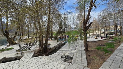 عکس چشمه برم مال خلیفه