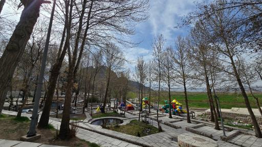 عکس چشمه برم مال خلیفه