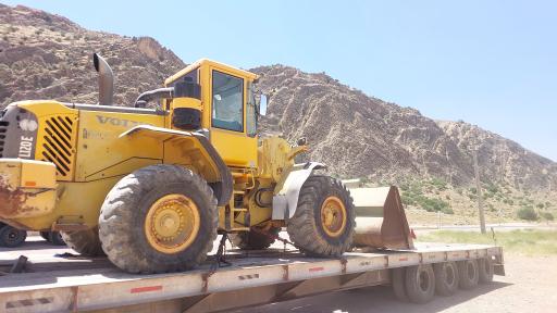 عکس تعمیرگاه لودر ولو 