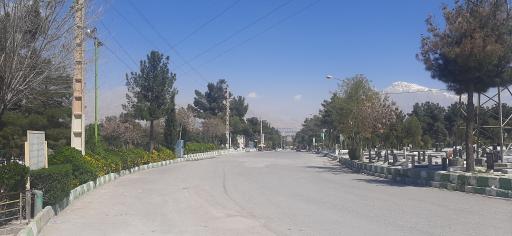 عکس آرامگاه آیت‌الله نجومی 