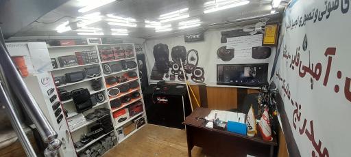 عکس فروشگاه رضااسپرتی مشهد