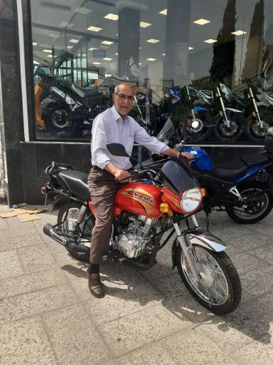 عکس فروشگاه موتورسیکلت احسان