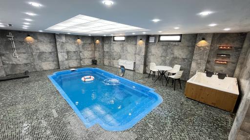 عکس ویلای گل مریم