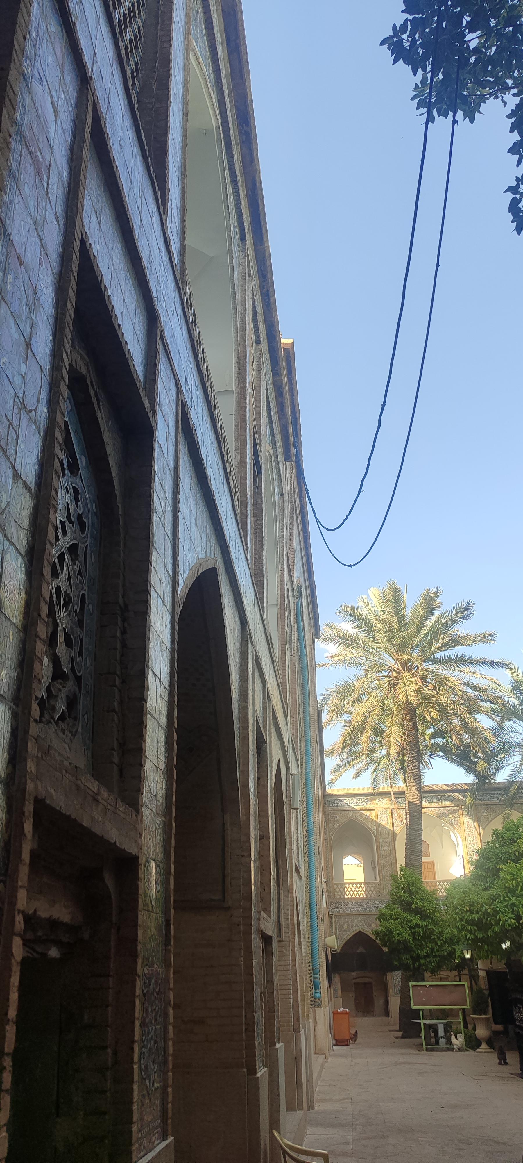 عکس مدرسه خان