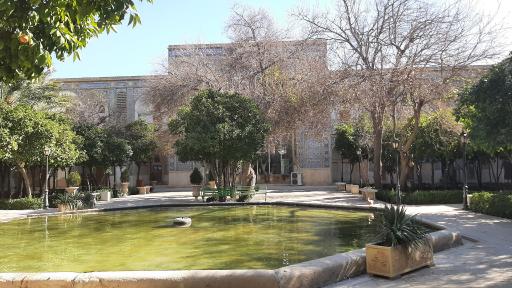 عکس مدرسه خان