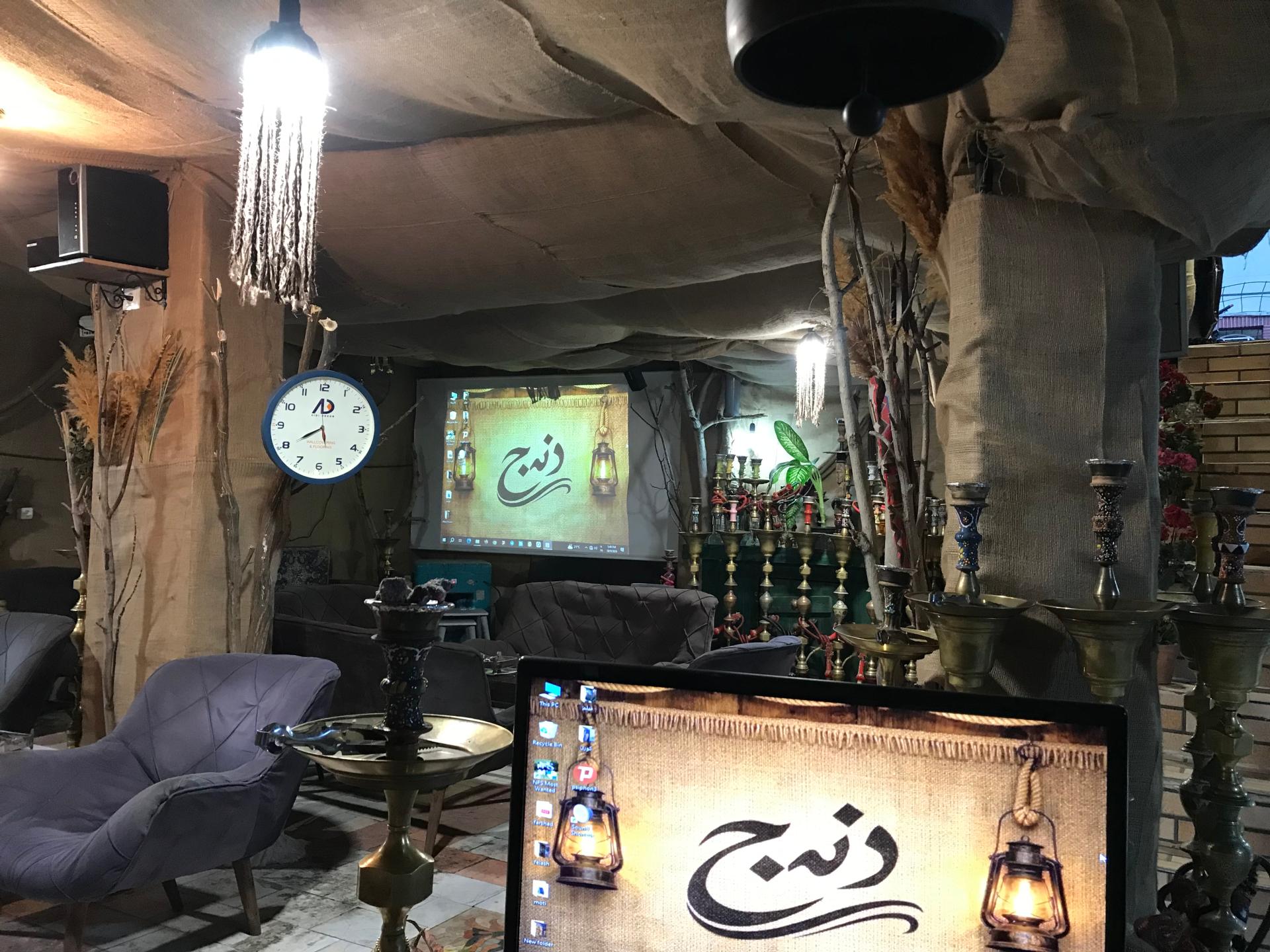 عکس کافه قلیان دنج