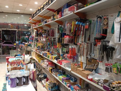 عکس رنگ و ابزار ملائکه