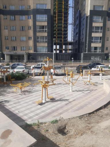 عکس زمین بازی و ورزش