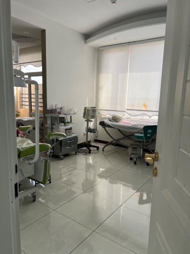 عکس دکتر نجمه شیامی زاده متخصص زنان و زایمان 