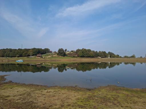 عکس مجتمع گردشگری دریاچه سقالکسار