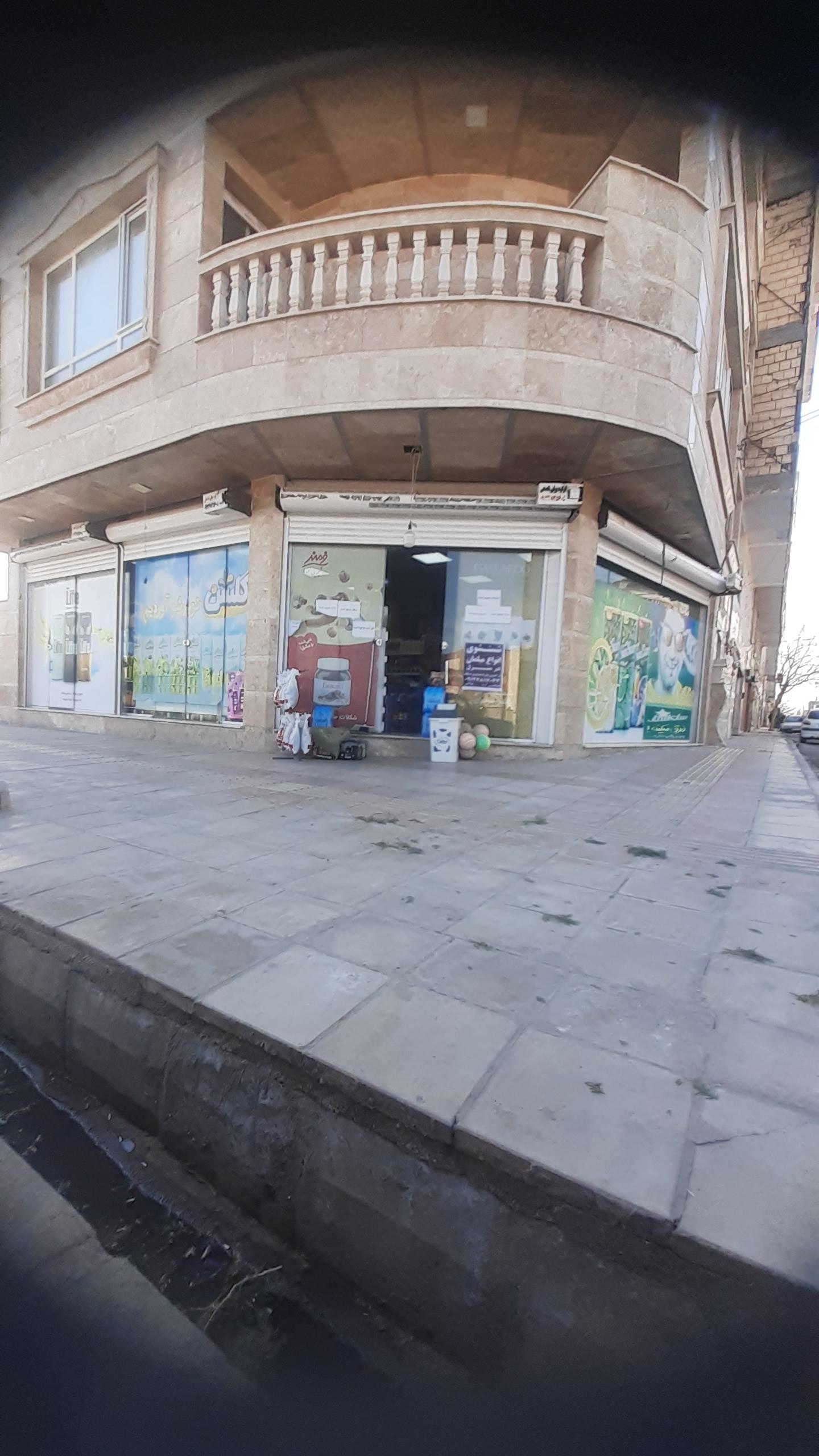 عکس سوپر مارکت امیر