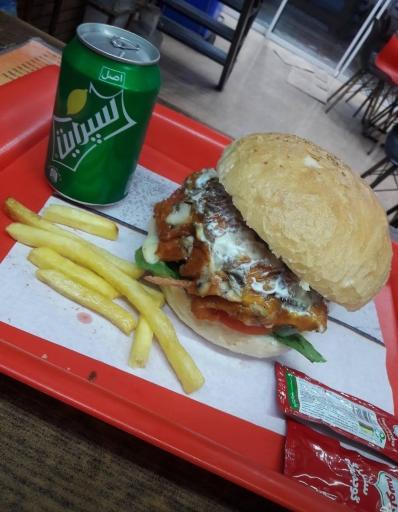 عکس فست فود پسر خوب