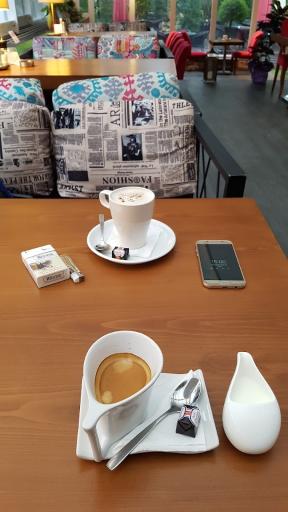 عکس Artist cafe کافه آرتیست