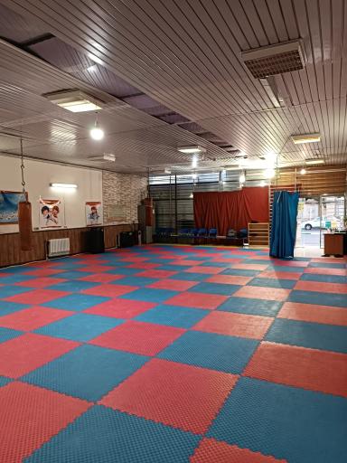 عکس سالن ورزشهای رزمی شهید علیرضا شهبازی