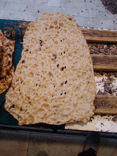 عکس نانوایی سنگک