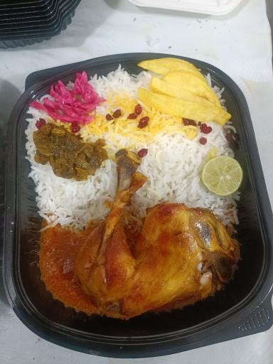 عکس رستوران و بیرون بر یزدان 