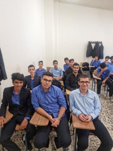 عکس دبیرستان پسرانه شاهد (دوره دوم) 