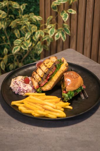 عکس برگر شاپ تخصصی راتین