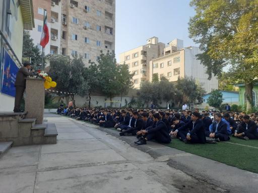 عکس دبیرستان پسرانه شاهد (دوره دوم) 