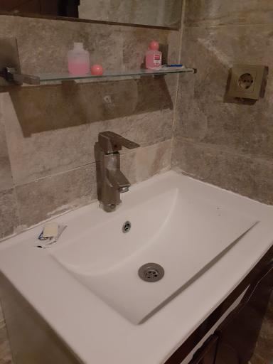 عکس هتل شاکر