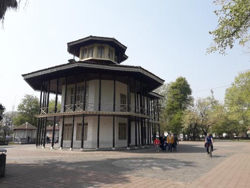 عکس موزه رشتی دوزی