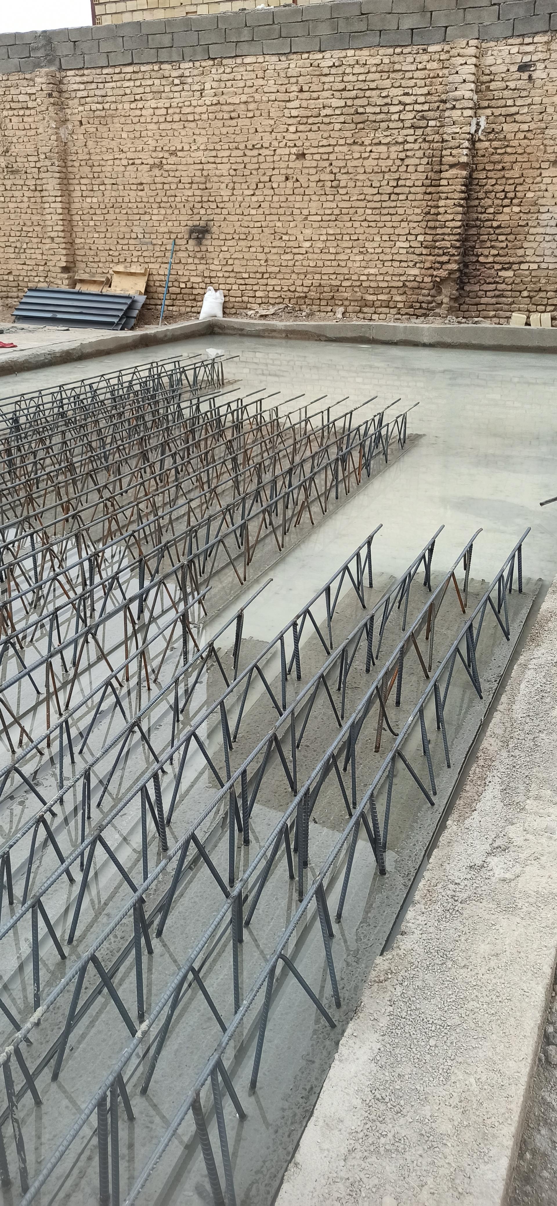 عکس آهن آلات و تیرچه پارسا