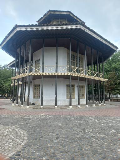 عکس موزه رشتی دوزی