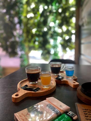 عکس کافه رها