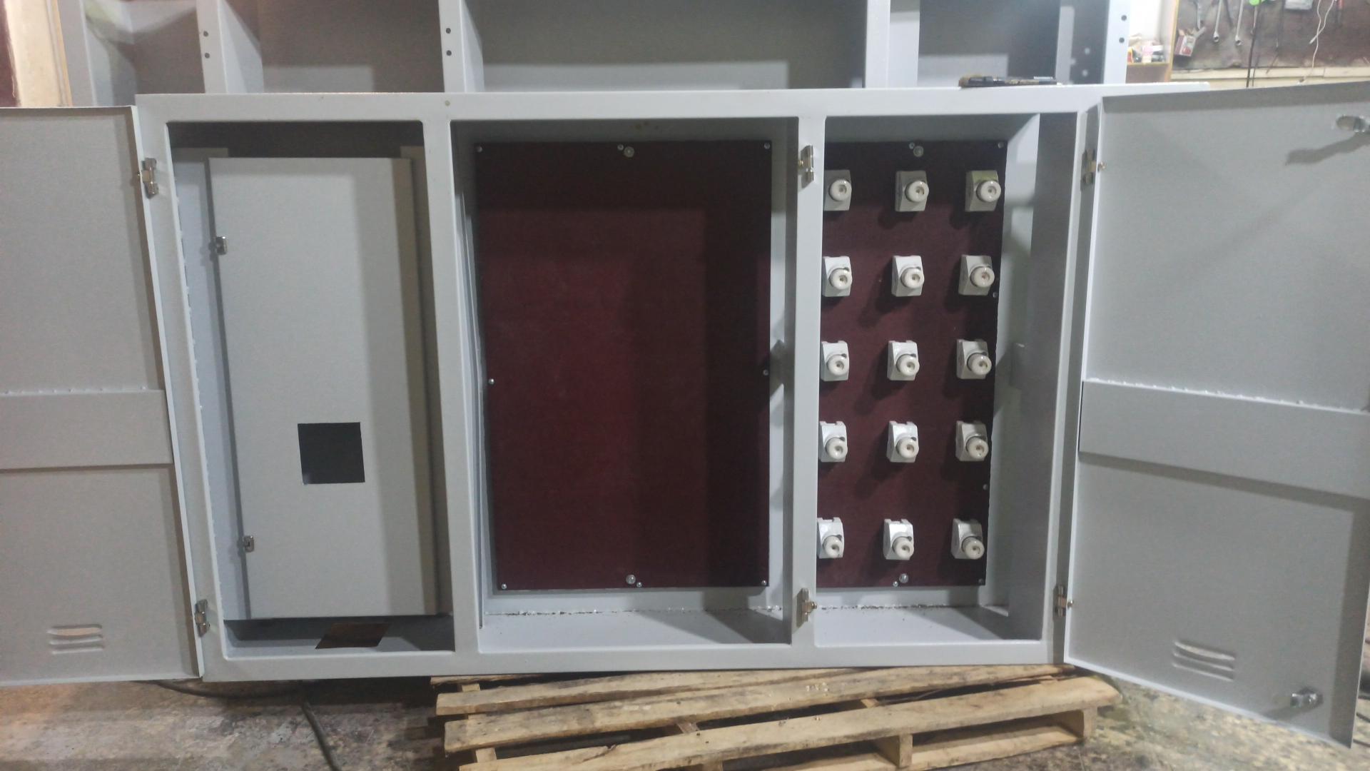 عکس کارگاه تولید تابلو برق