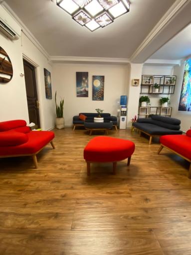 عکس کلینیک پوست مو و لیزر نیلا