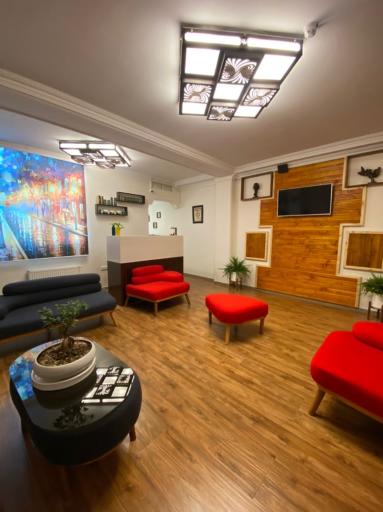 عکس کلینیک پوست مو و لیزر نیلا