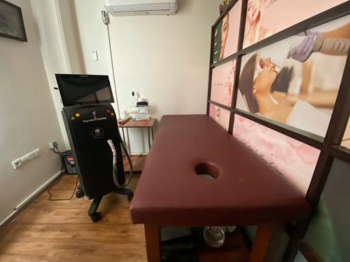 عکس کلینیک پوست مو و لیزر نیلا