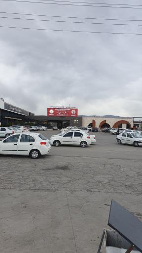 عکس رستوران زنجیره ای مصطفی کلبادی نژاد