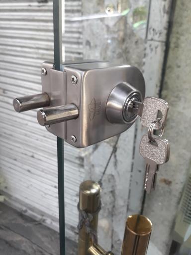 عکس یراق آلات شیشه دیاموند