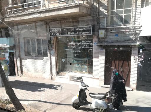 عکس تعمیرگاه انواع یخچال فروشگاه زندباف