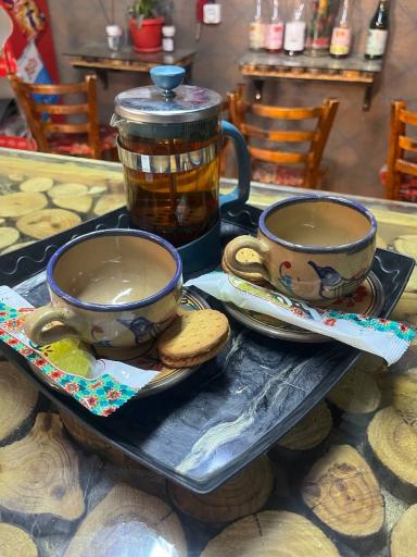 عکس سفره خانه و کافی شاپ آتور