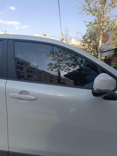 عکس شیشه اتومبیل جعفری