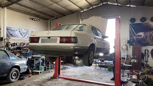 عکس تعمیرگاه جنرال سرویس