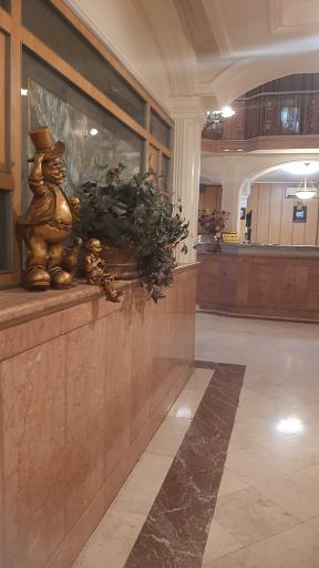 عکس هتل آپارتمان شریف