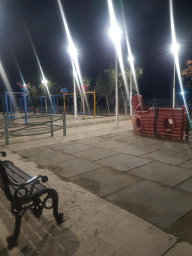 عکس پارک ساحلی شهرداری رویان 