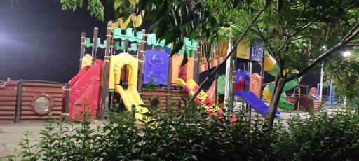 عکس پارک ساحلی شهرداری رویان 