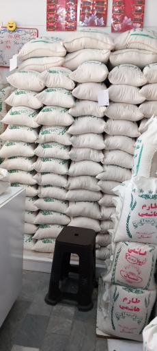 عکس فروشگاه برنج وحبوبات شهنواز