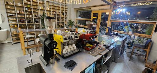 عکس آبمیوه و بستنی الیمو