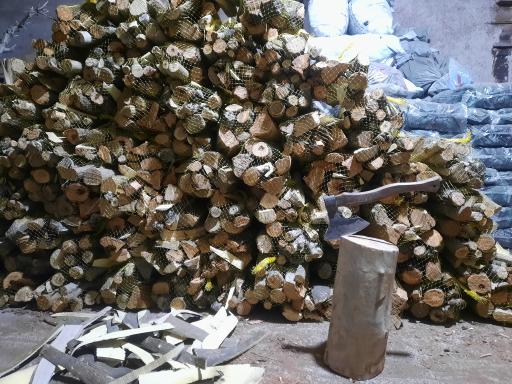 عکس فروشگاه هیزم و ذغال 