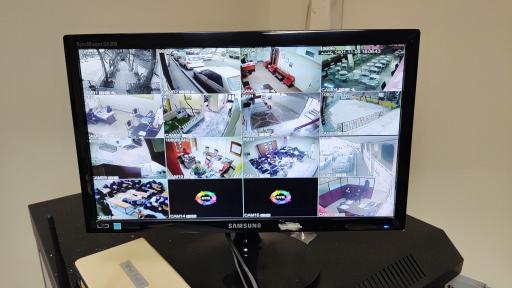 عکس تعمیرات تخصصی دوربین مداربسته و رمز گشایی 