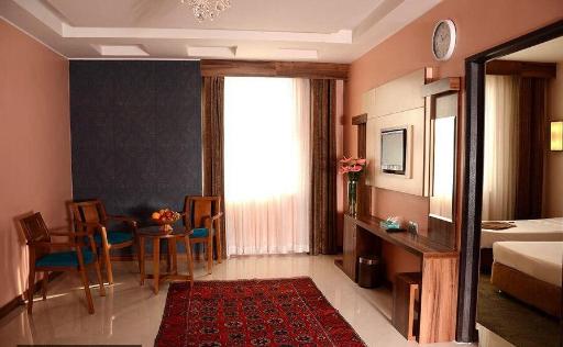 عکس هتل هاترا